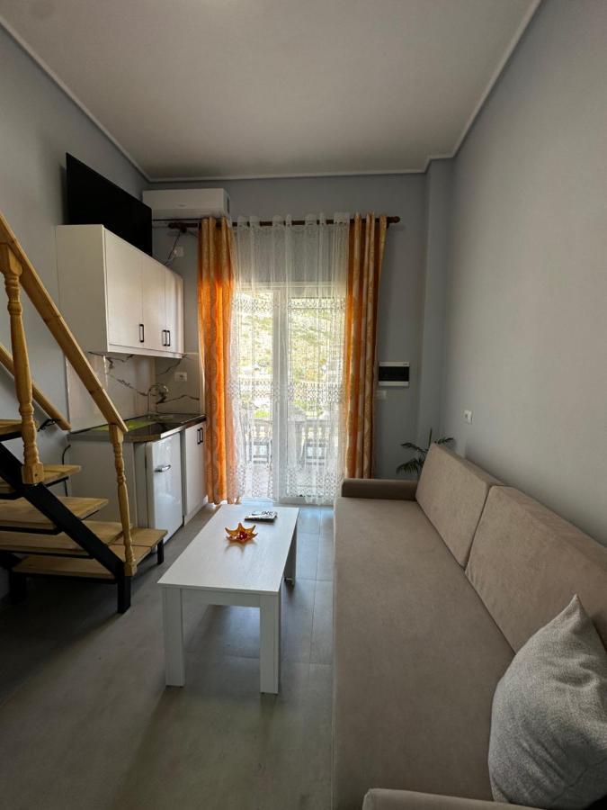 Vila Basho Sarandë Buitenkant foto