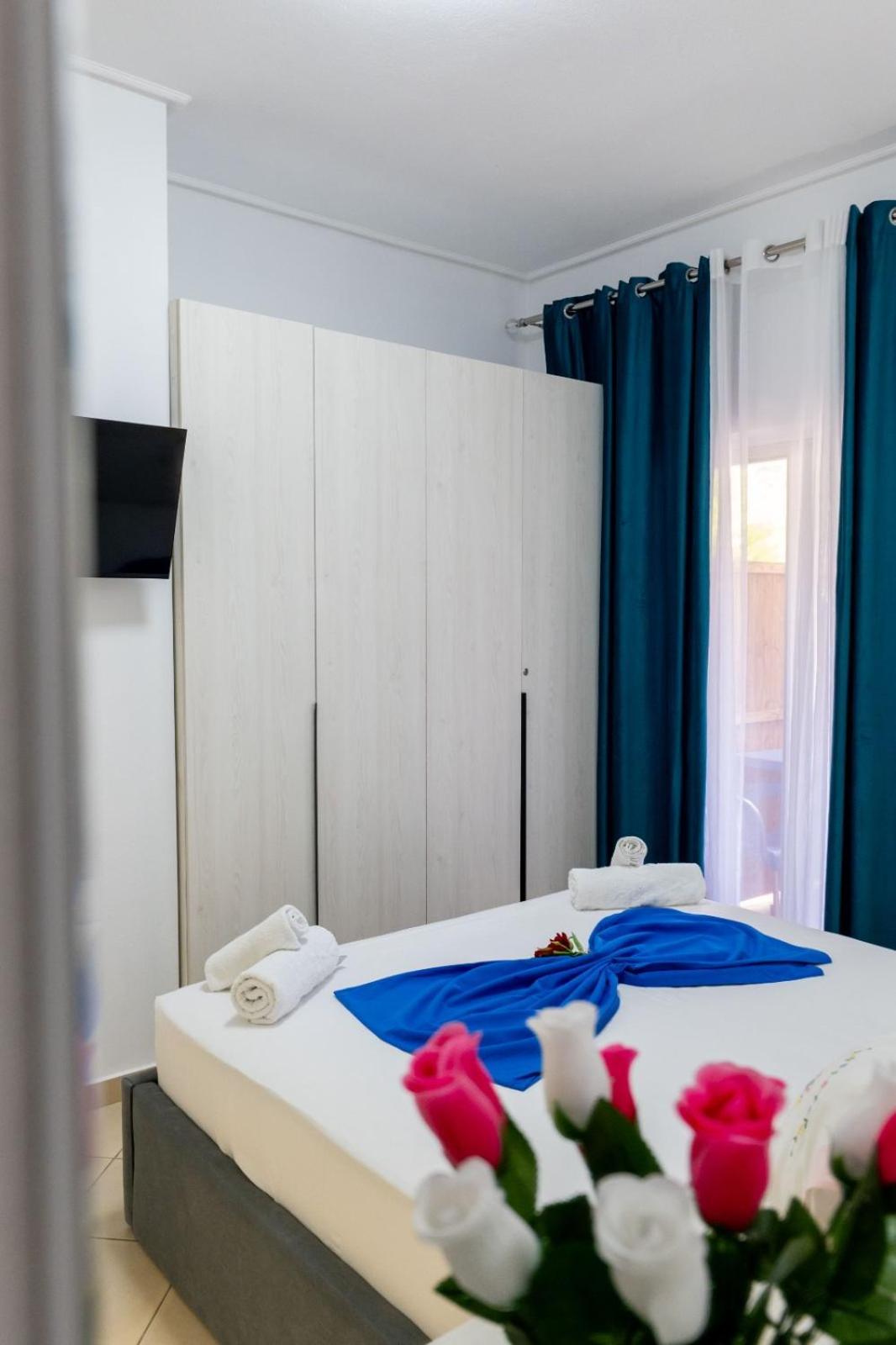 Vila Basho Sarandë Buitenkant foto