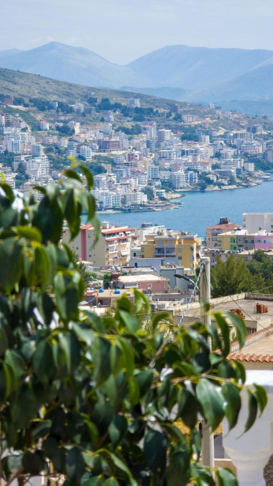 Vila Basho Sarandë Buitenkant foto