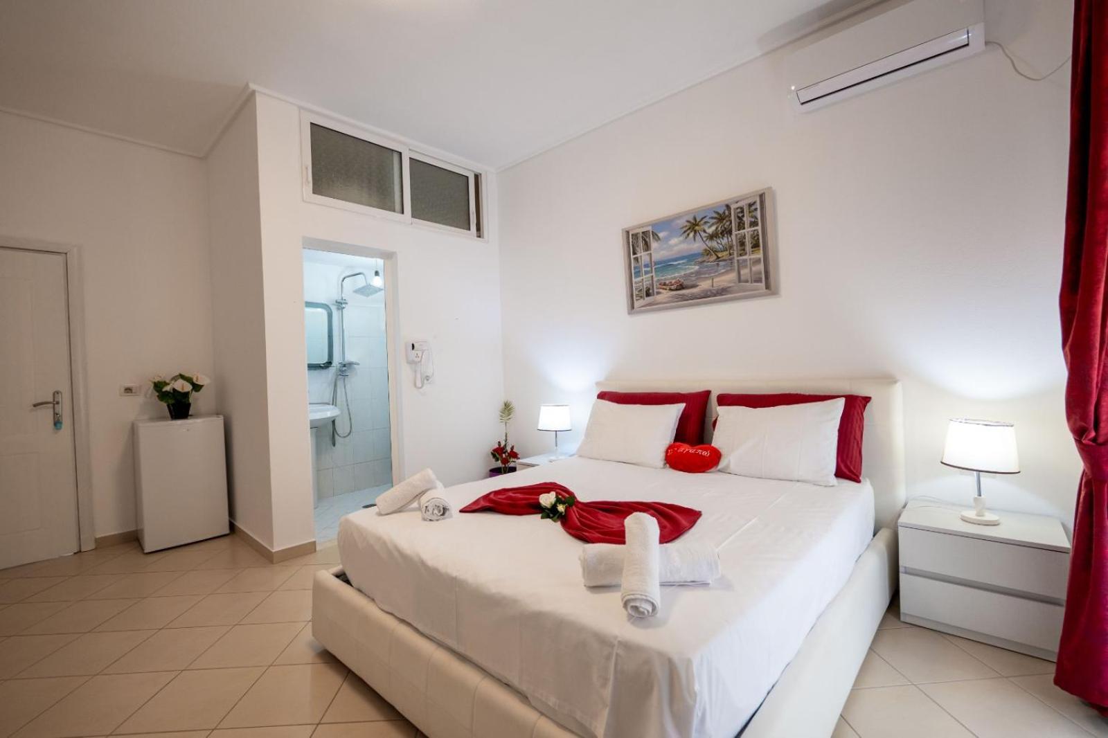 Vila Basho Sarandë Buitenkant foto
